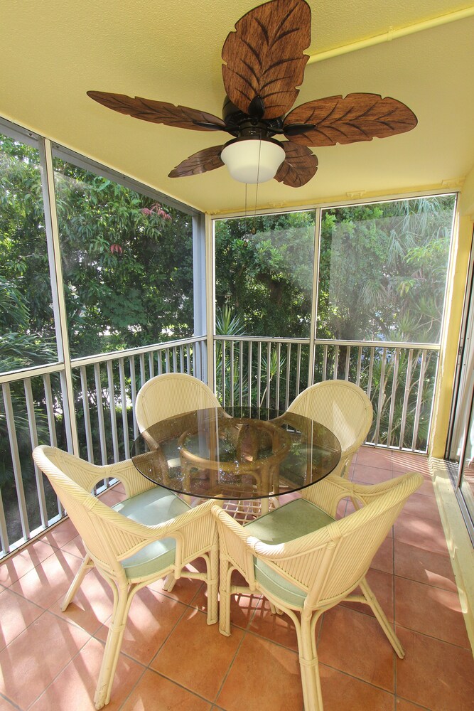 Condo, 1 Bedroom, Poolside - Terrace/Patio