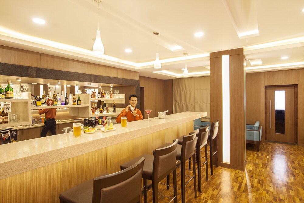 Hotel Bar