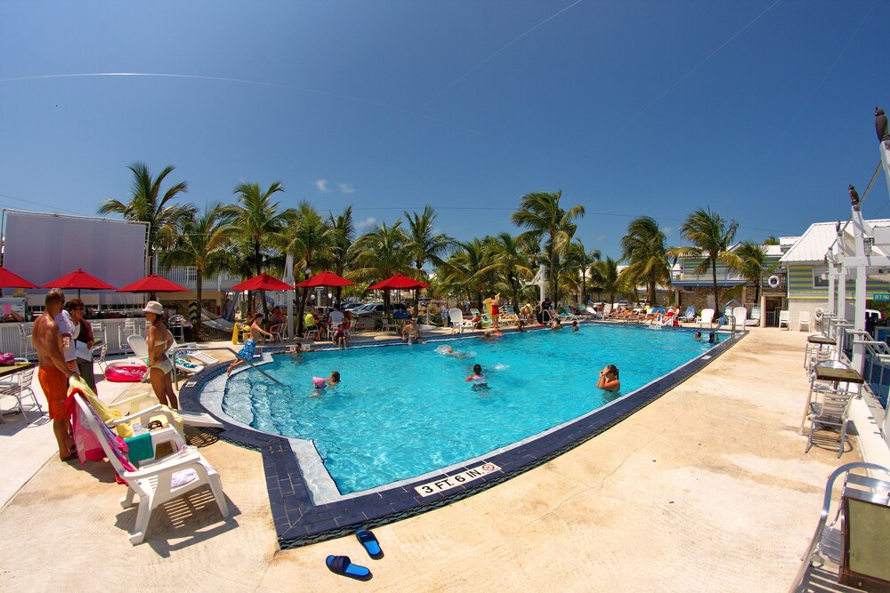 Outdoor pool, Ibis Bay Beach Resort