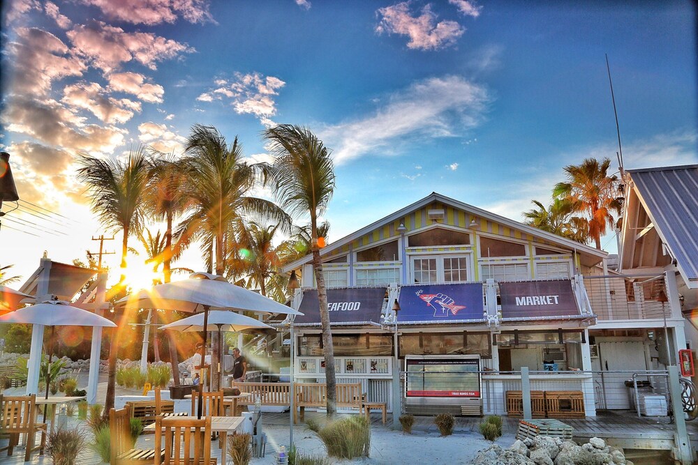 Restaurant, Ibis Bay Beach Resort