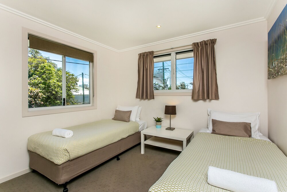 House - Guestroom