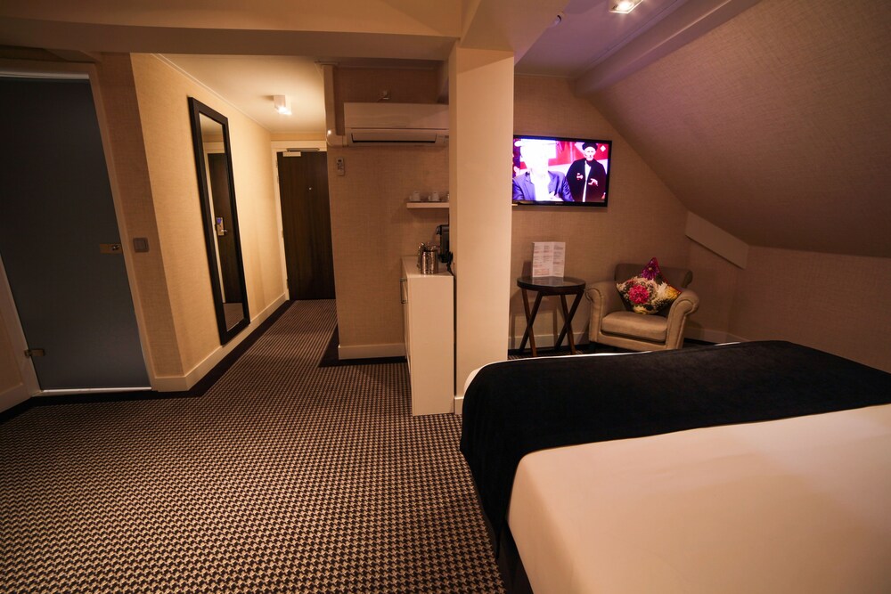 Guestroom