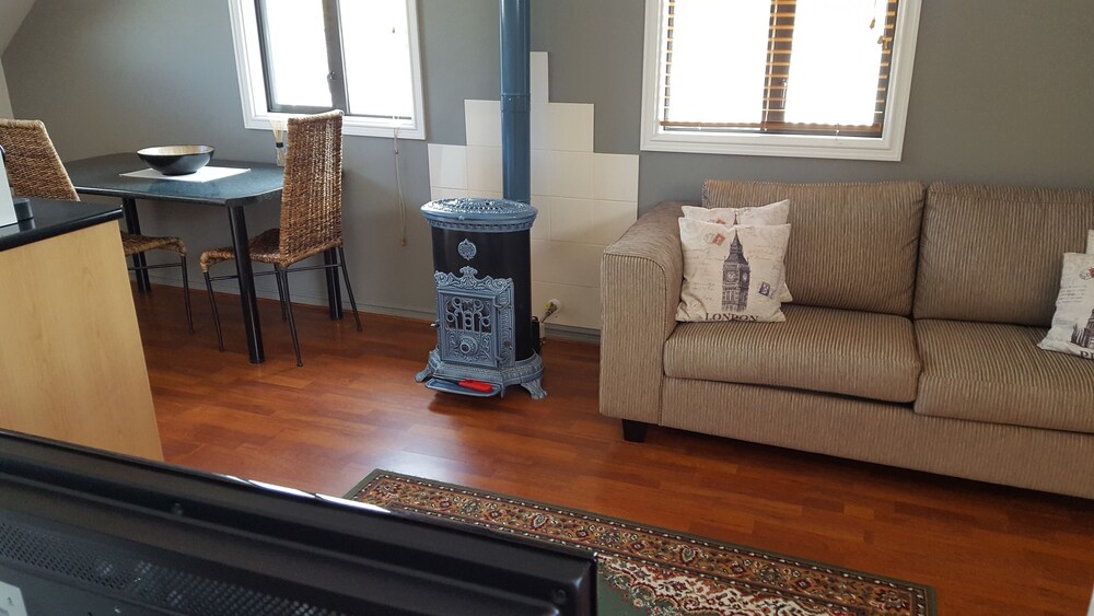 The Loft - In-Room Dining
