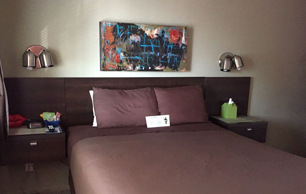Guestroom