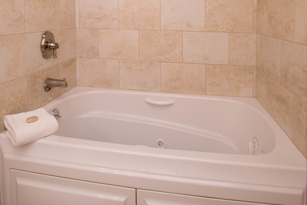 Jetted Tub