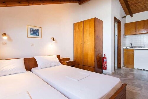 Economy Double Room - Guestroom