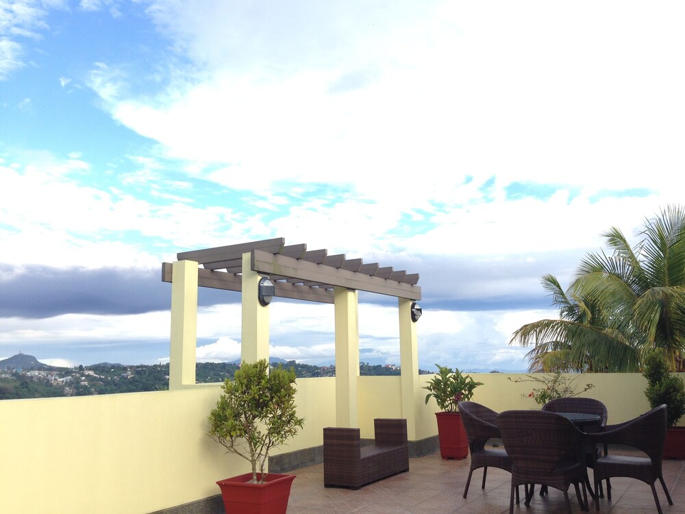 Courtyard View