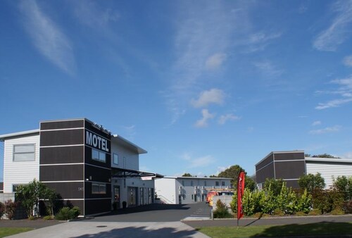 Pukekura Motor Lodge