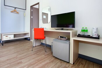 Mini-Refrigerator