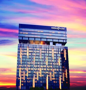 Hotel Front - Evening/Night