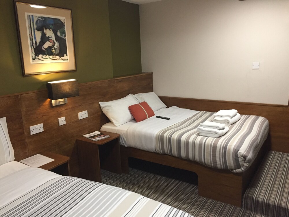 Guestroom