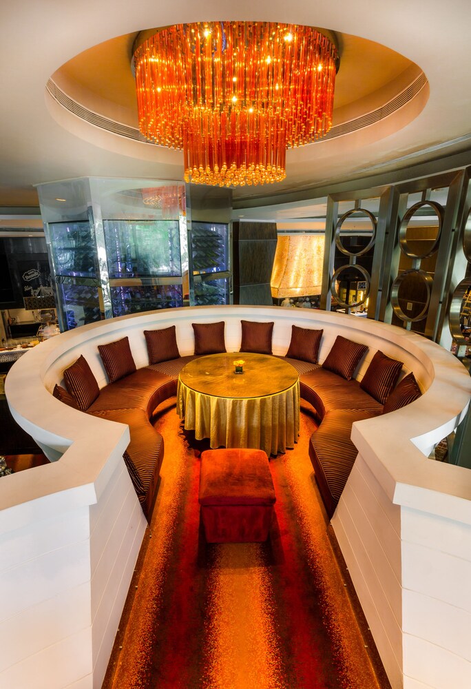 Hotel Lounge