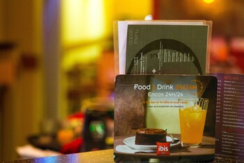 Hotel Bar