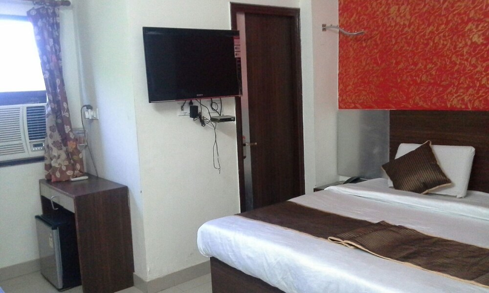 Guestroom View