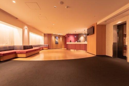 E Hotel Higashi Shinjuku