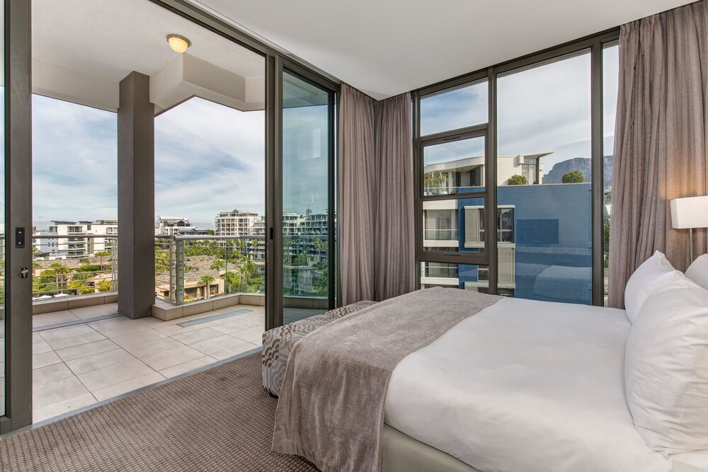 Superior Penthouse, 3 Bedrooms - Guestroom