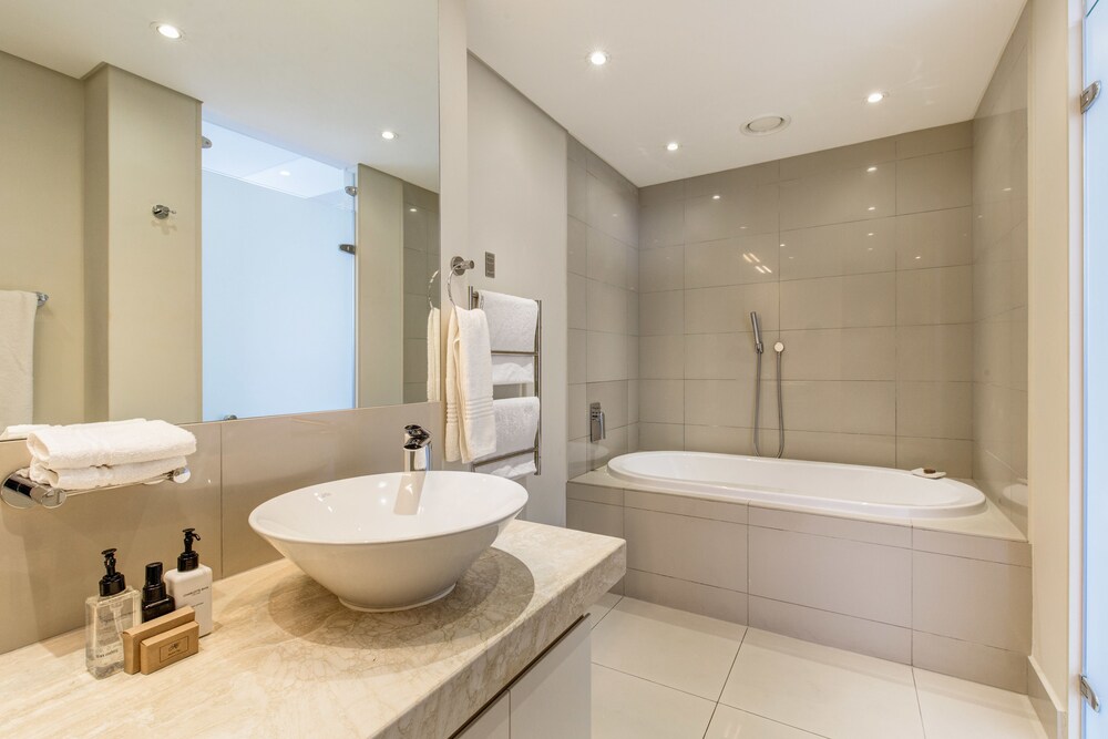 Superior Penthouse, 3 Bedrooms - Bathroom
