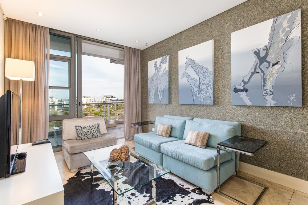 Superior Penthouse, 3 Bedrooms - Living Area