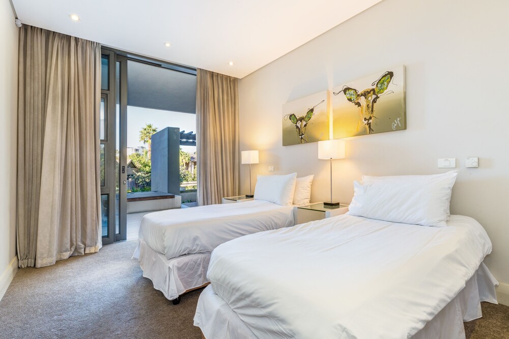 Superior Apartment, 2 Bedrooms - Guestroom