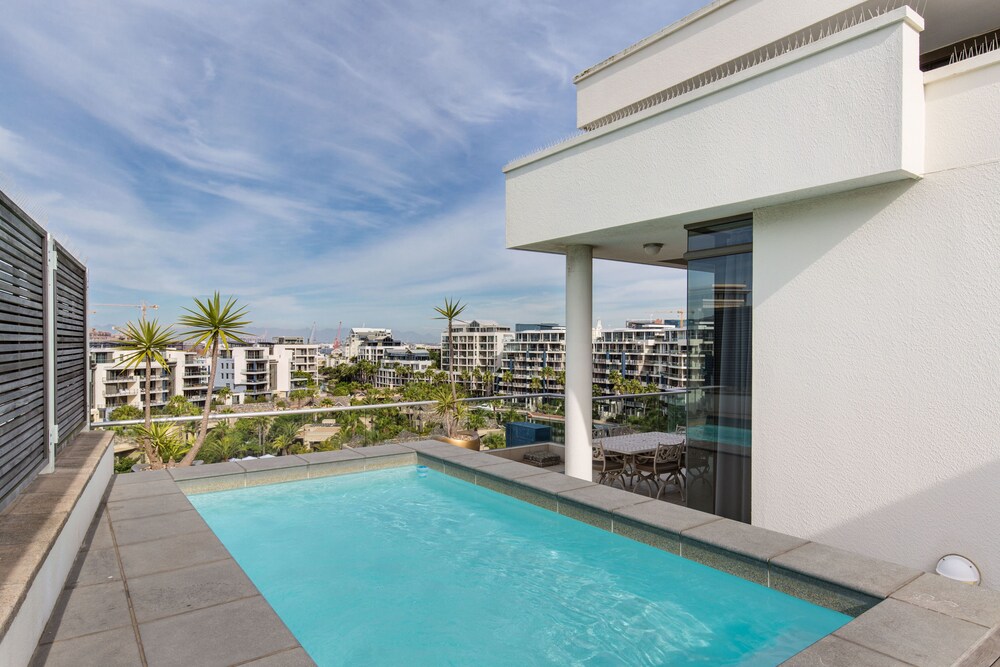 Superior Penthouse, 3 Bedrooms - Outdoor Pool