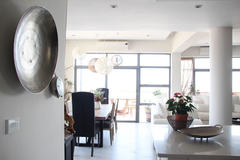 Superior Penthouse, 3 Bedrooms - Living Area