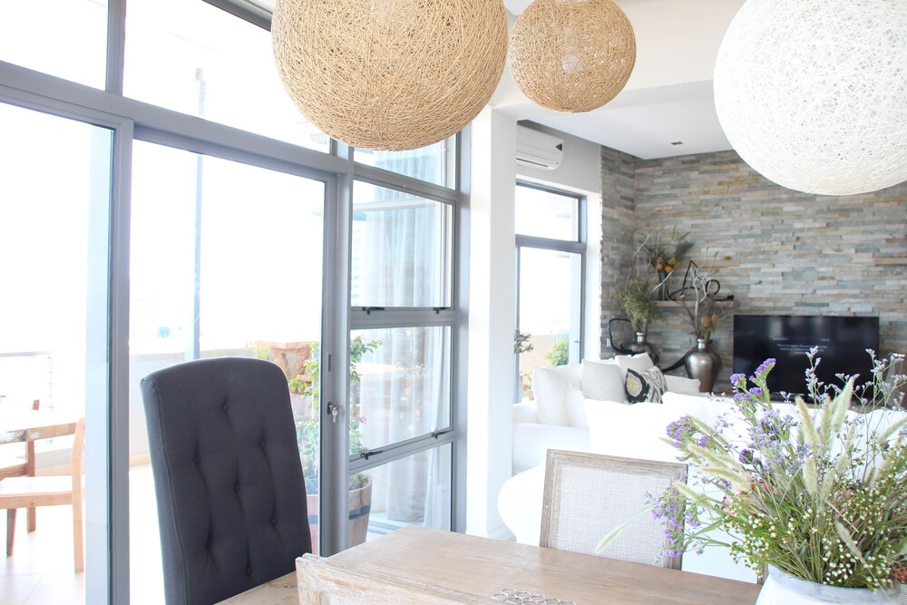 Superior Penthouse, 3 Bedrooms - In-Room Dining