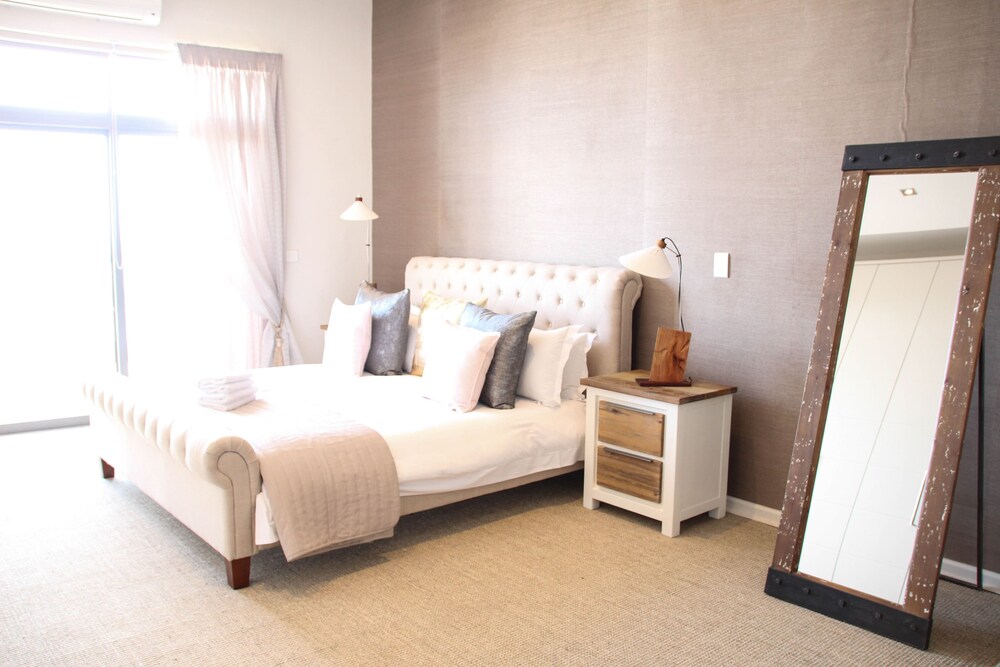 Superior Penthouse, 3 Bedrooms - Guestroom