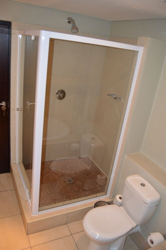 Standard Apartment, 2 Bedrooms - Bathroom