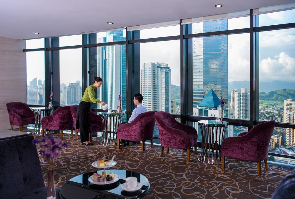 Hotel Lounge