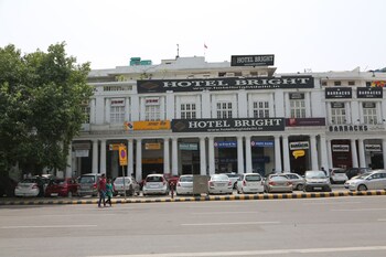 Hotel Bright - Property Image 1