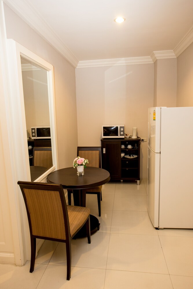 In-Room Kitchenette