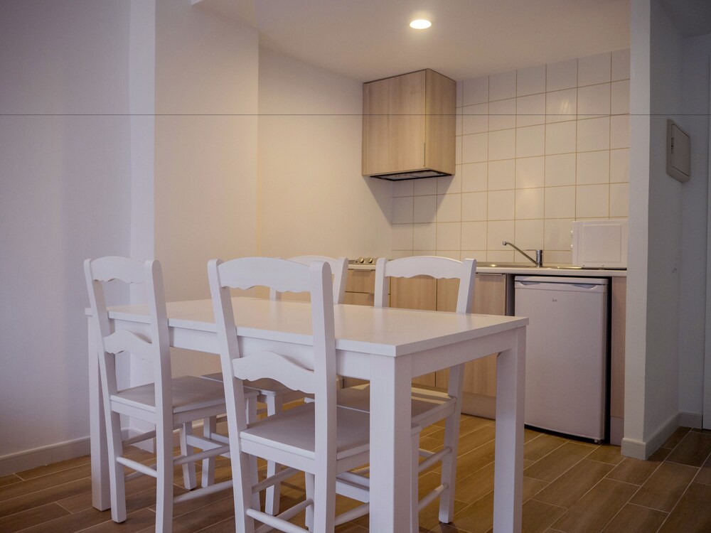 In-Room Kitchen