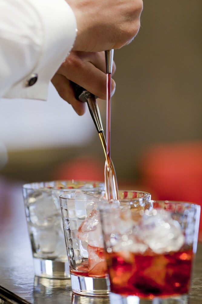 Hotel Bar