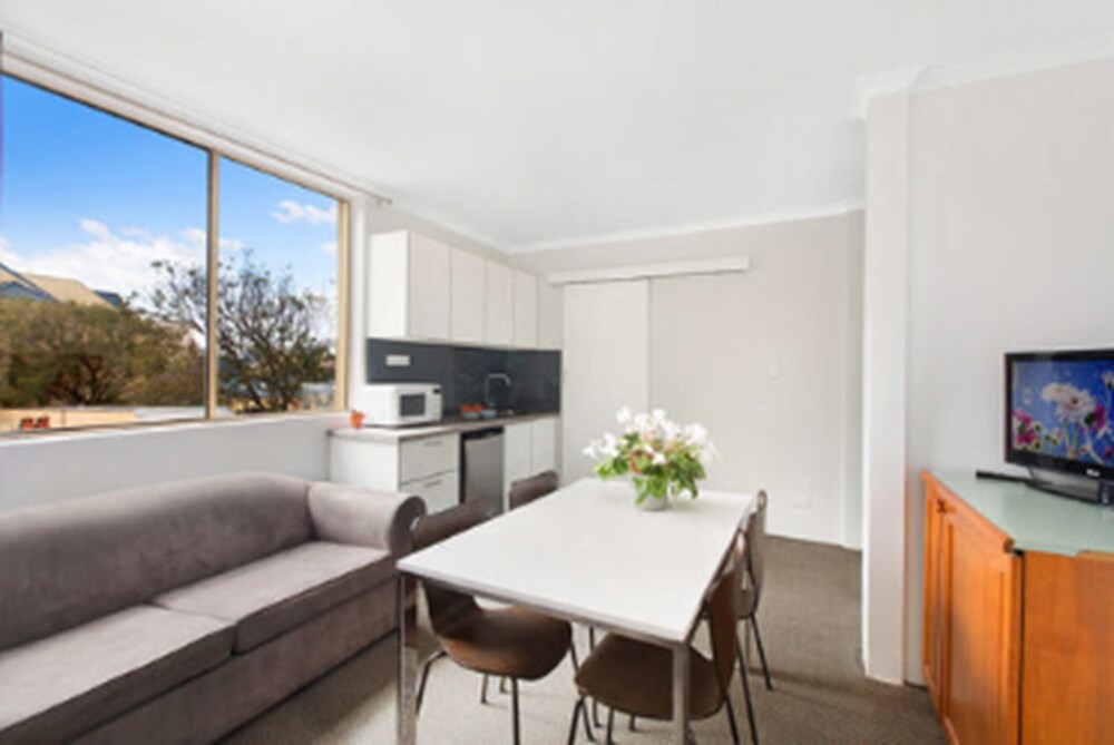 Studio (3 People) - In-Room Kitchen
