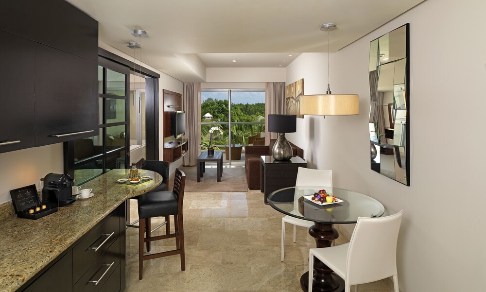 In-Room Kitchenette