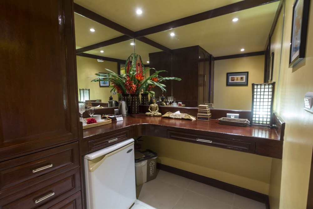 In-Room Kitchen