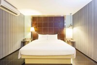 Superior Room, 1 King Bed