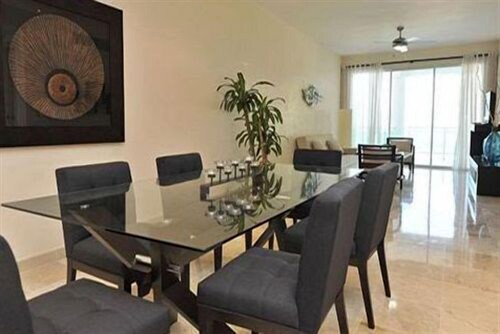 Deluxe Suite, 2 Bedrooms - In-Room Dining