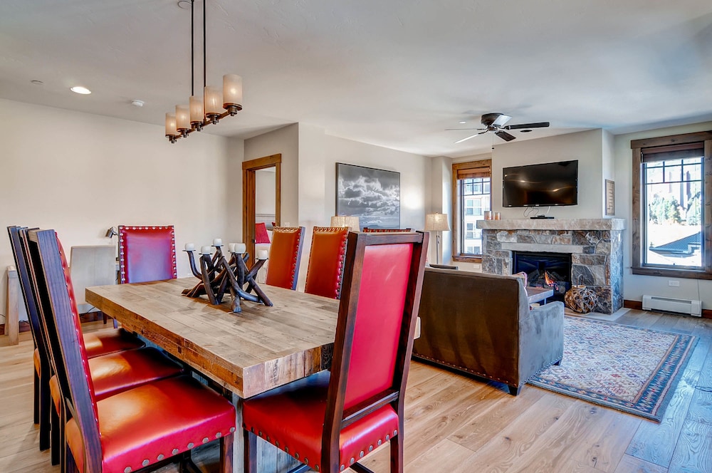 Condo, 4 Bedrooms - Living Area