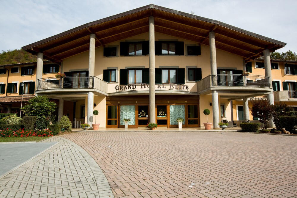 Hotel Front