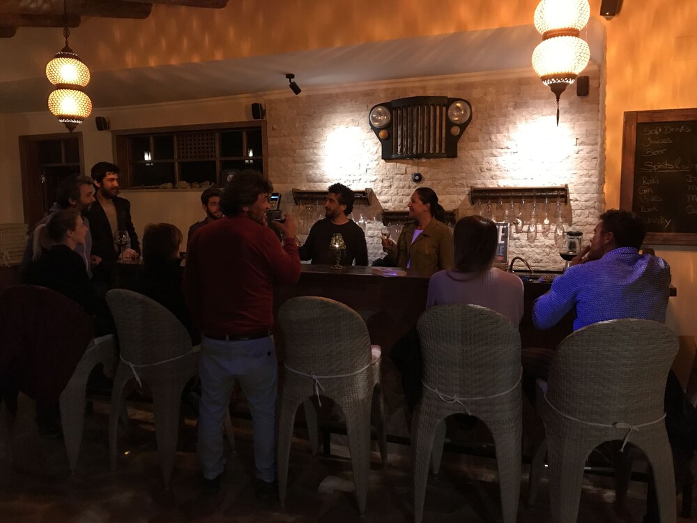 Hotel Bar