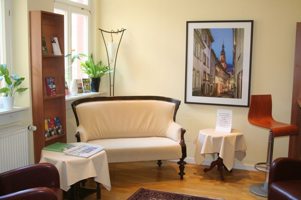 Lobby-Lounge
