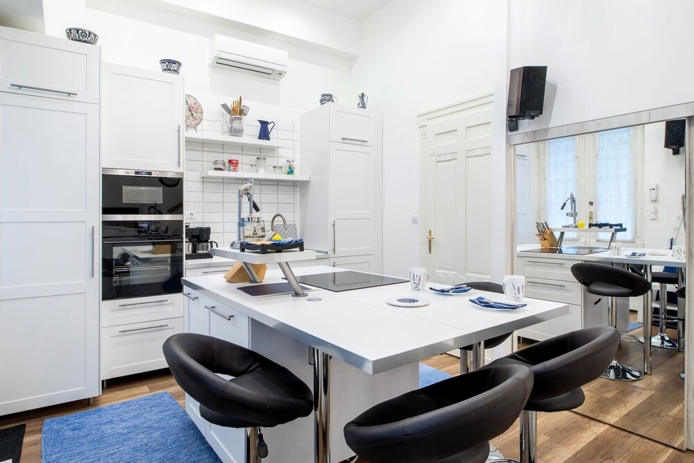 One Bedroom Apartment 4 Persons - In-Room Kitchen
