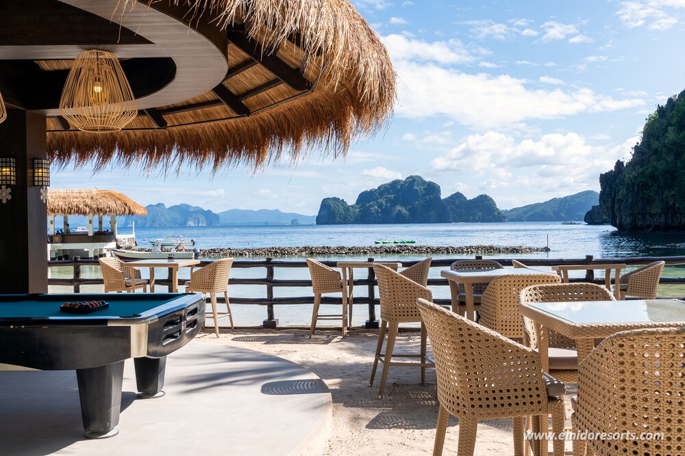 Beach Bar