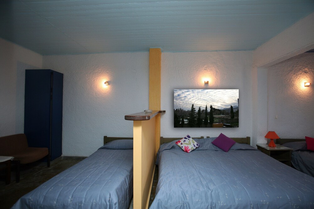Triple Room - Guestroom