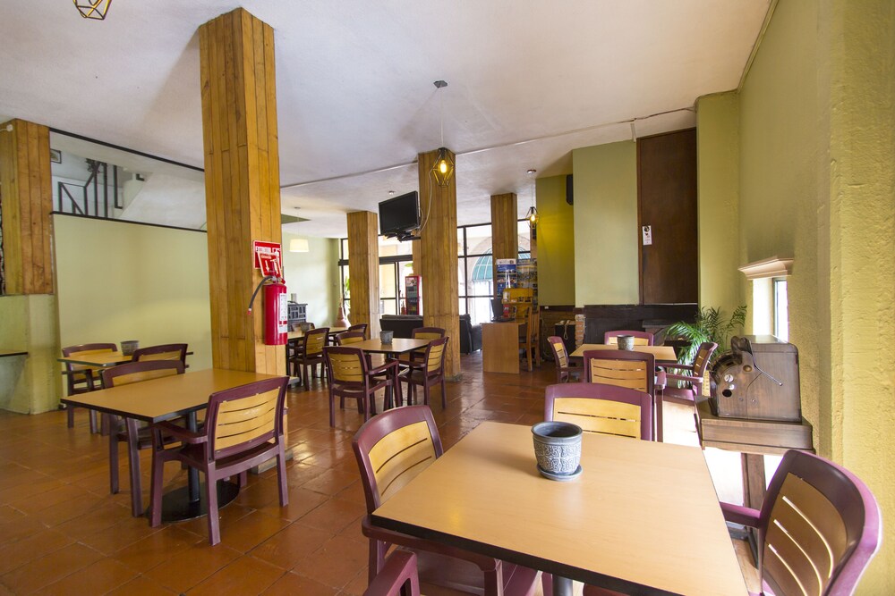Hotel Lounge