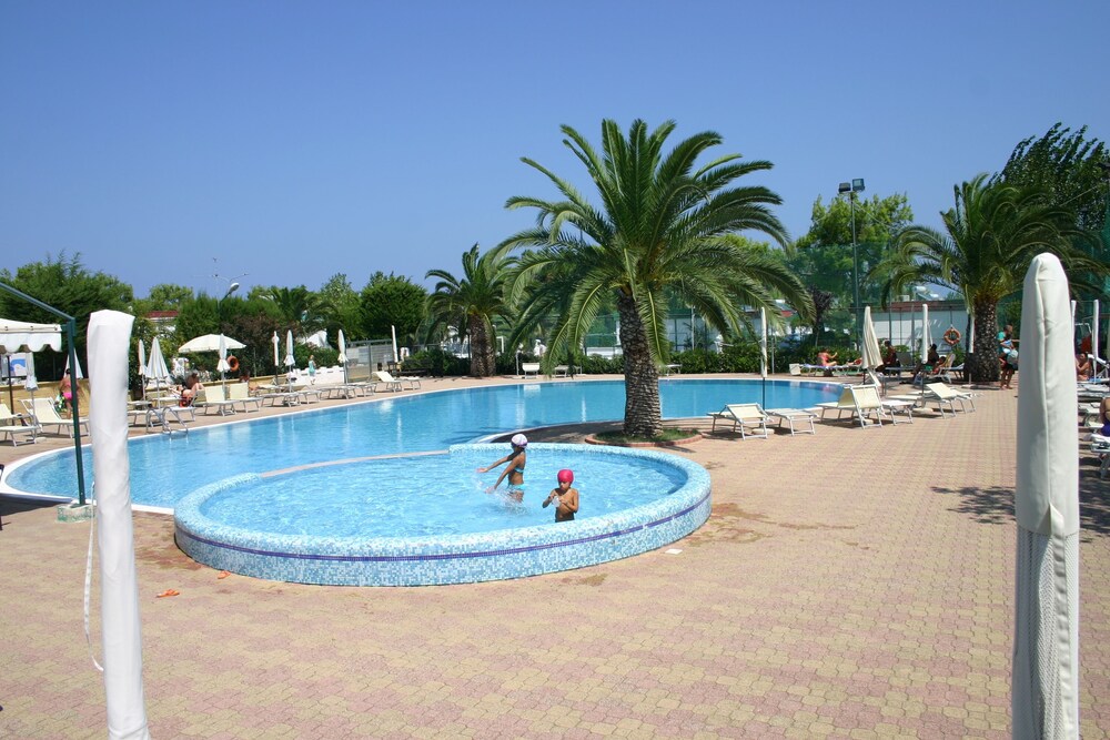 Childrens Pool