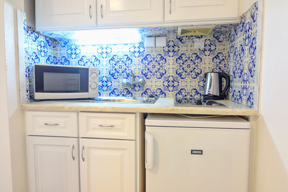 In-Room Kitchenette