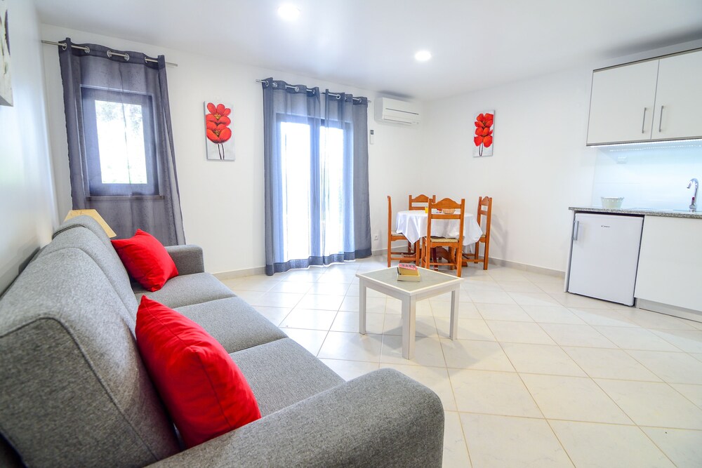 Deluxe Apartment, 1 Bedroom - Living Room
