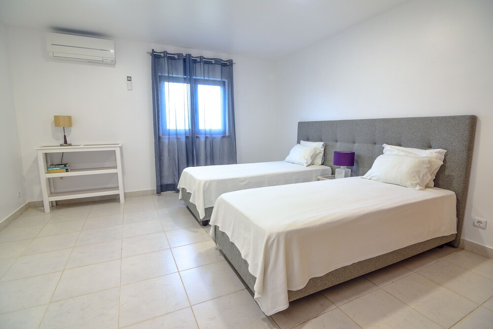 Deluxe Apartment, 1 Bedroom - Guestroom